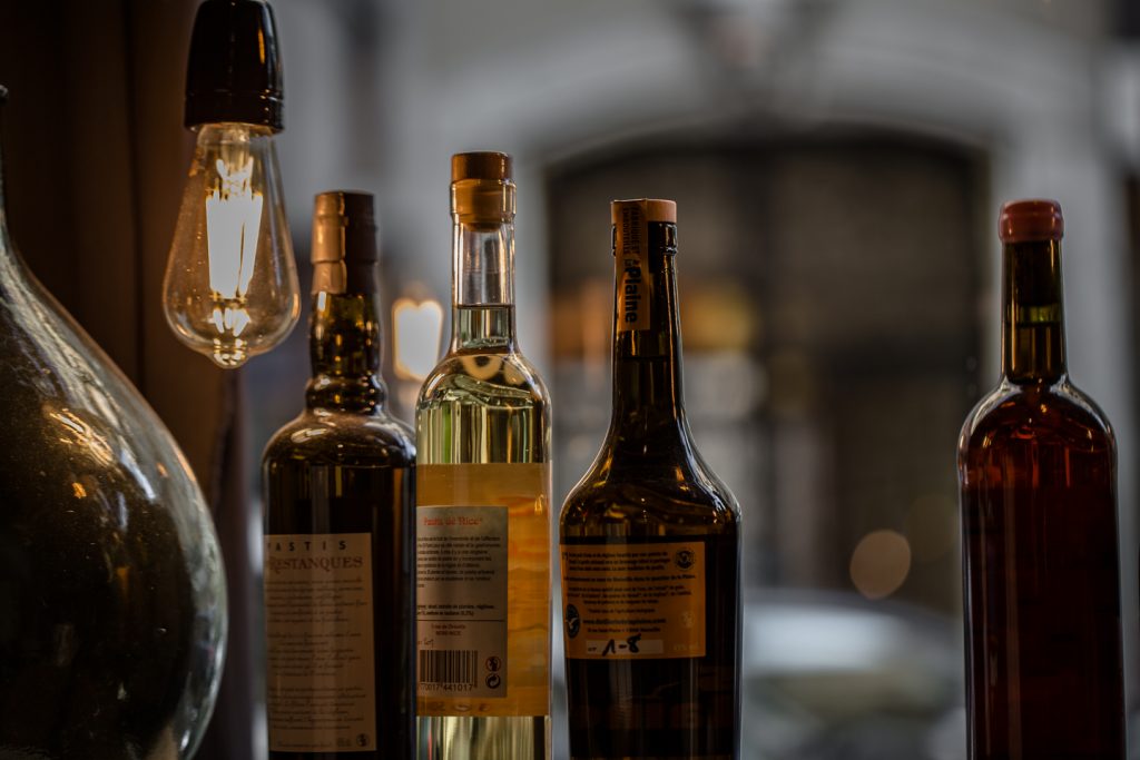 LA PART DES ANGES Caviste Cave à manger Dégustation Vins Nature Nice 17 rue Gubernatis Nice France