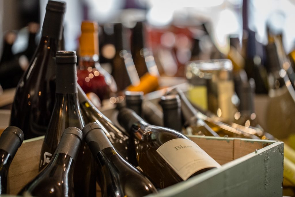 LA PART DES ANGES Caviste Cave à manger Dégustation Vins Nature Nice 17 rue Gubernatis Nice France