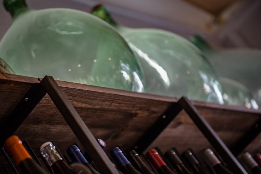 LA PART DES ANGES Caviste Cave à manger Dégustation Vins Nature Nice 17 rue Gubernatis Nice France