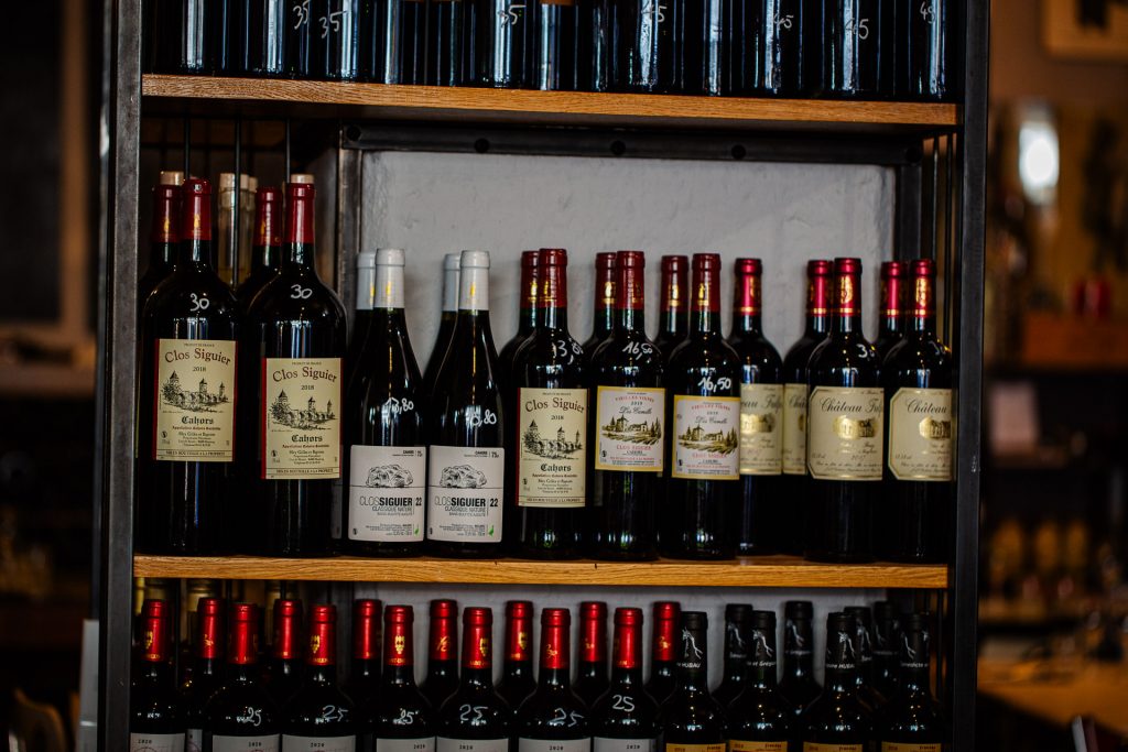 LA PART DES ANGES Caviste Cave à manger Dégustation Vins Nature Nice 17 rue Gubernatis Nice France